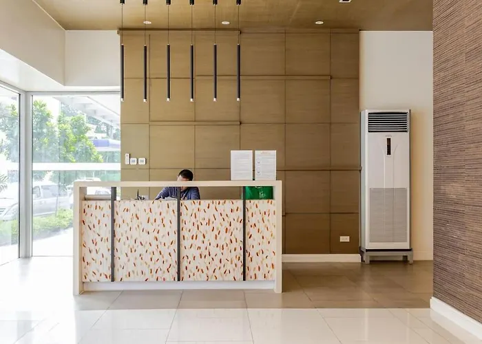 Aparthotel The Levels Burbank Tower In Alabang 4*